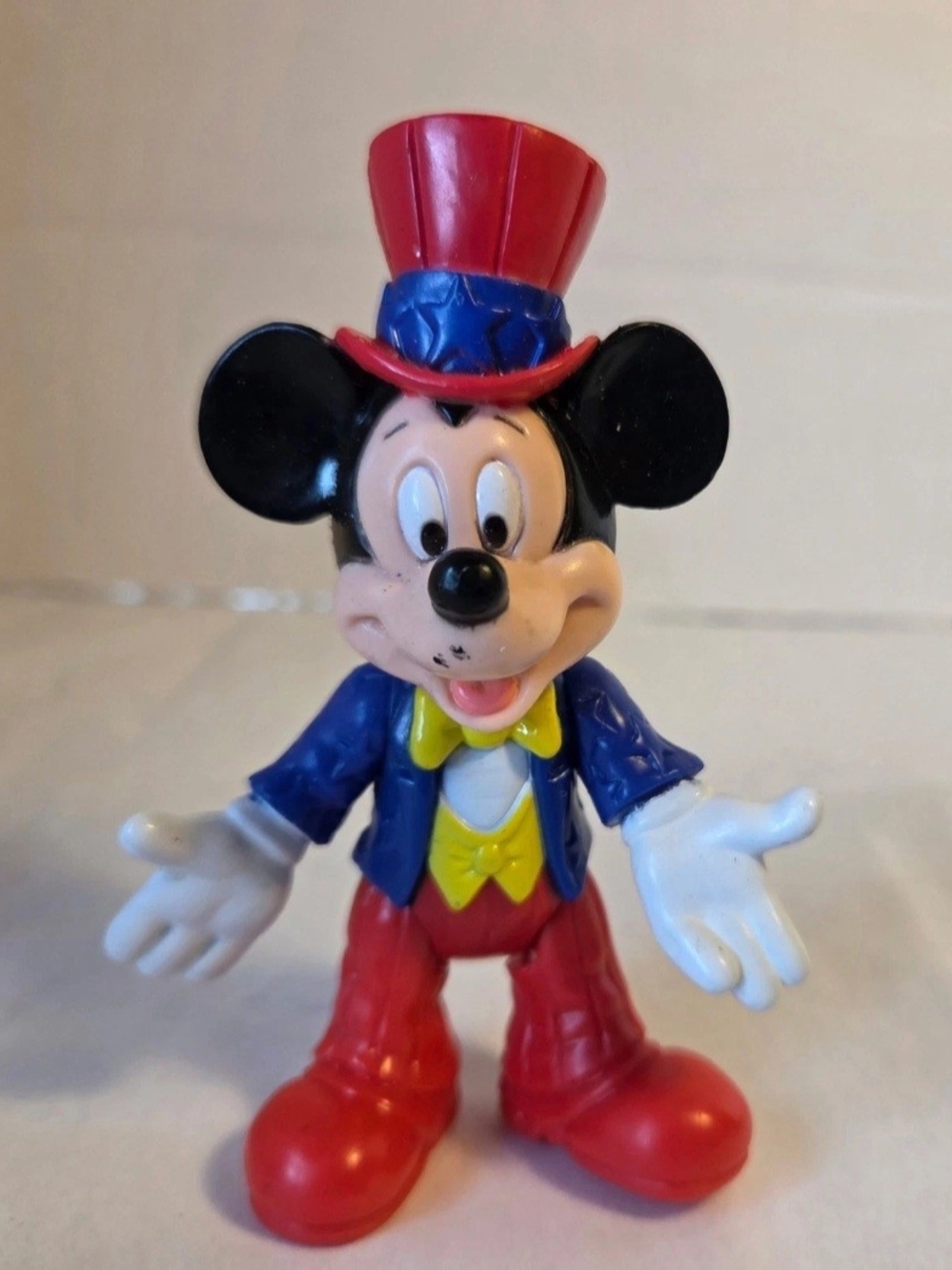 Disney Mickey Mouse Red Top Hat Epcot Center Toy Posable Figure 3.75"